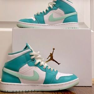 - Size 9.5 Jordan mid’s